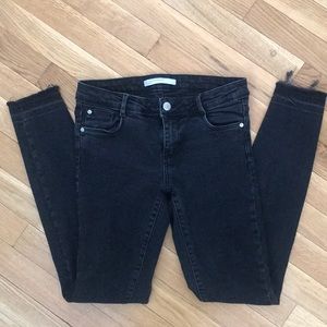 Zara Black Skinny Jeans - US Size 4 / EU size 36